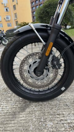 Triumph Bonneville T100 900 cc - photo 10