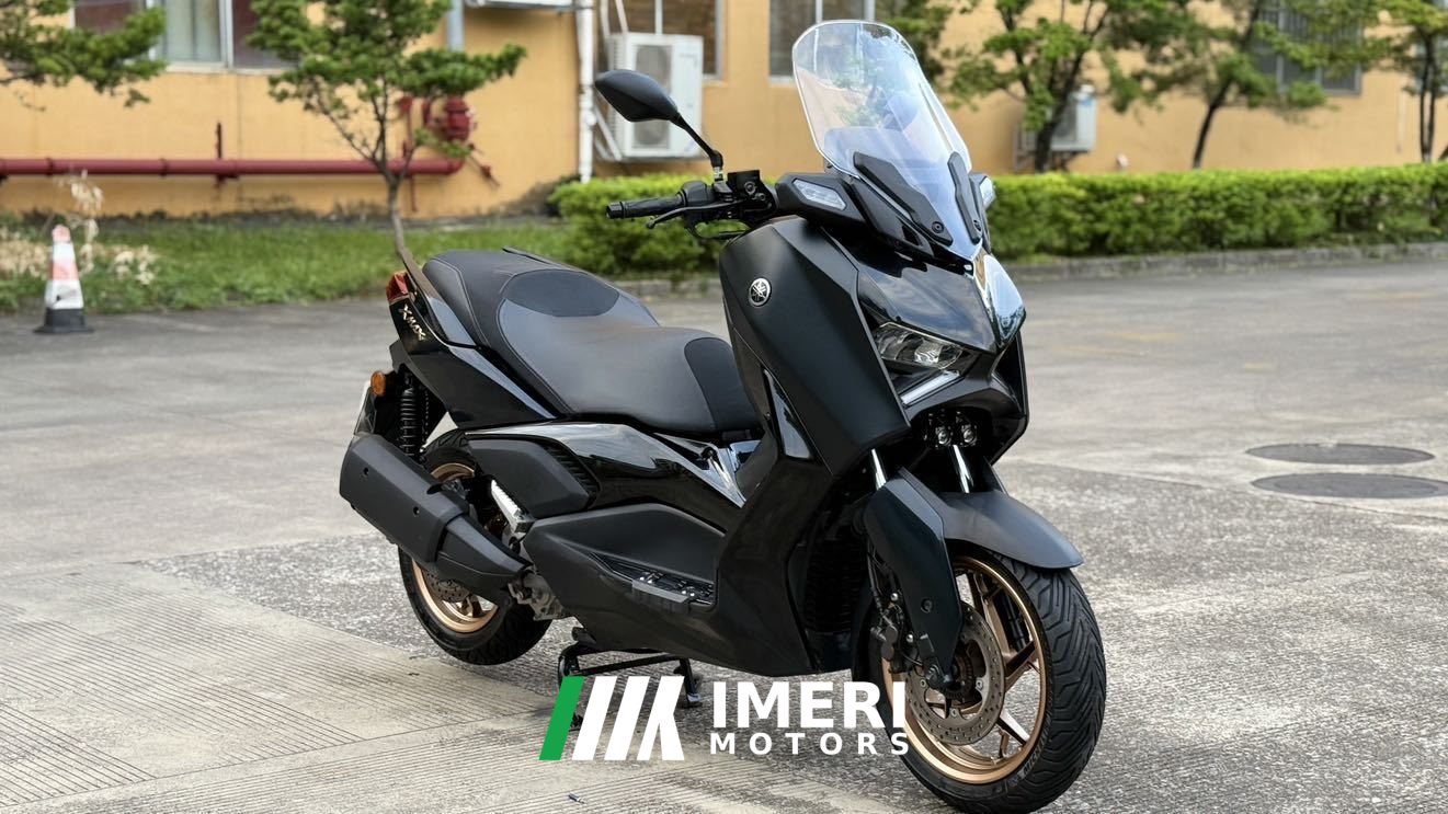 2023 Yamaha XMAX 300 cc