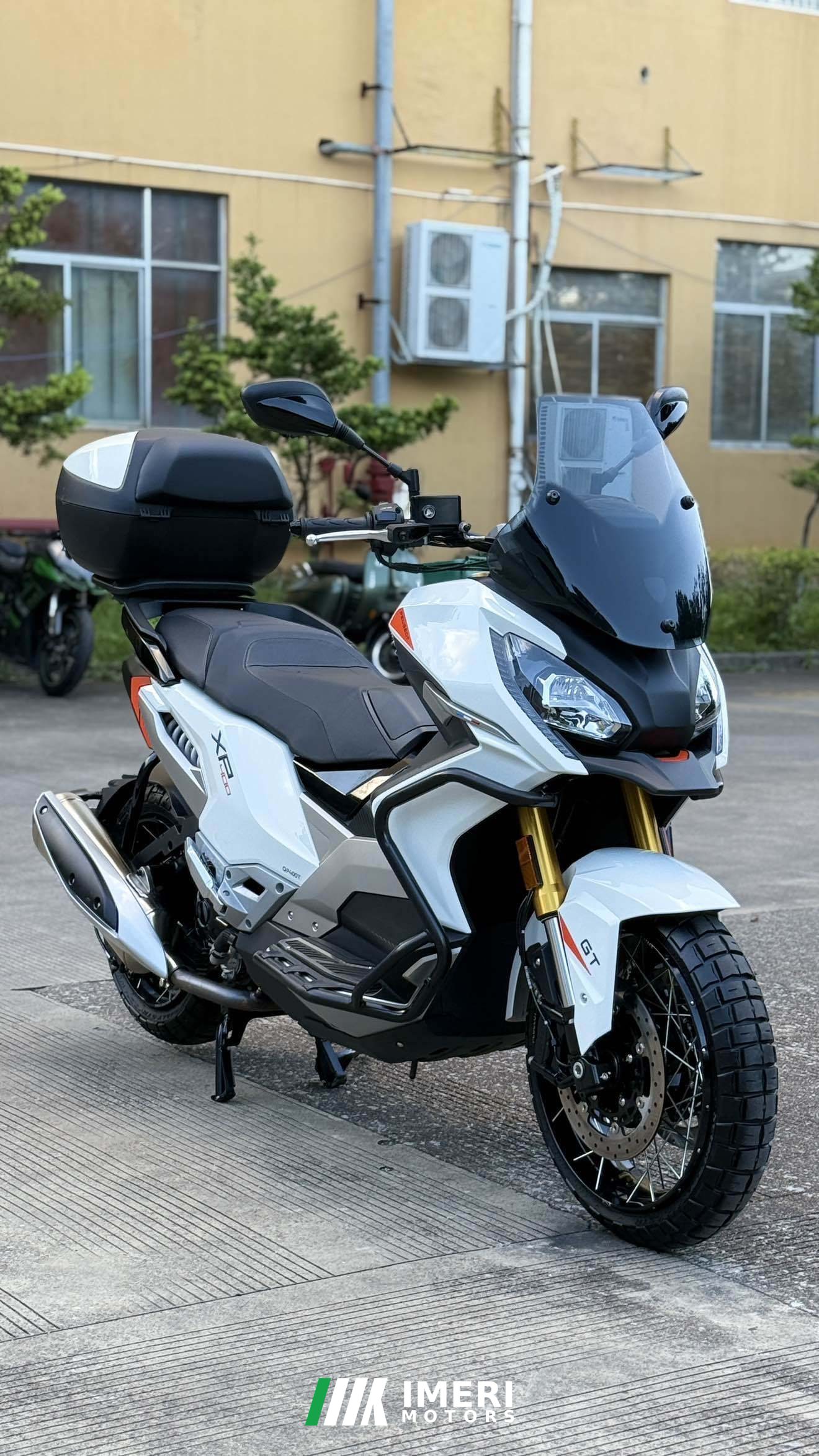2025 Peugeot XP400