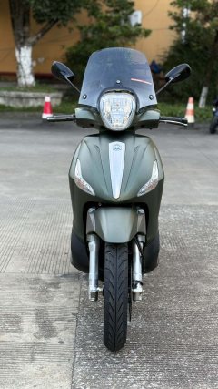 Piaggio Beverly 300 - ფოტო 2