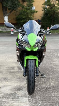Kawasaki Ninja 650 - ფოტო 2