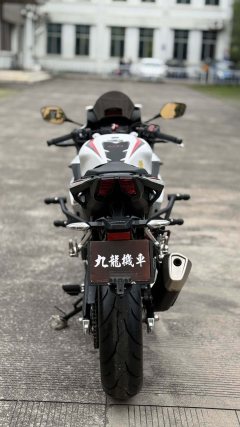 Honda CBR400R - ფოტო 8