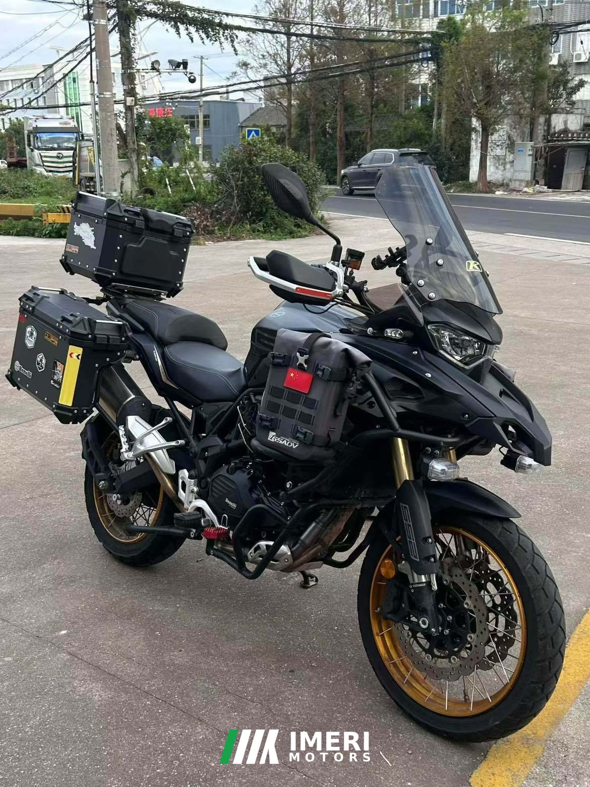 2025 Benelli TRK552 550 cc