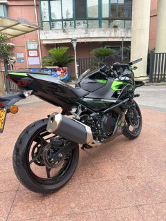 Kawasaki Ninja 400 - ფოტო 1