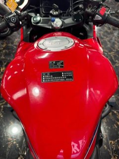 Honda CBR400R - ფოტო 3