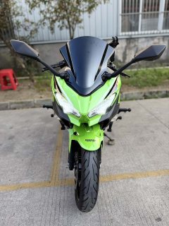 Kawasaki Ninja 400 - ფოტო 2