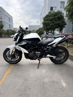 Benelli TNT600i - ფოტო 6