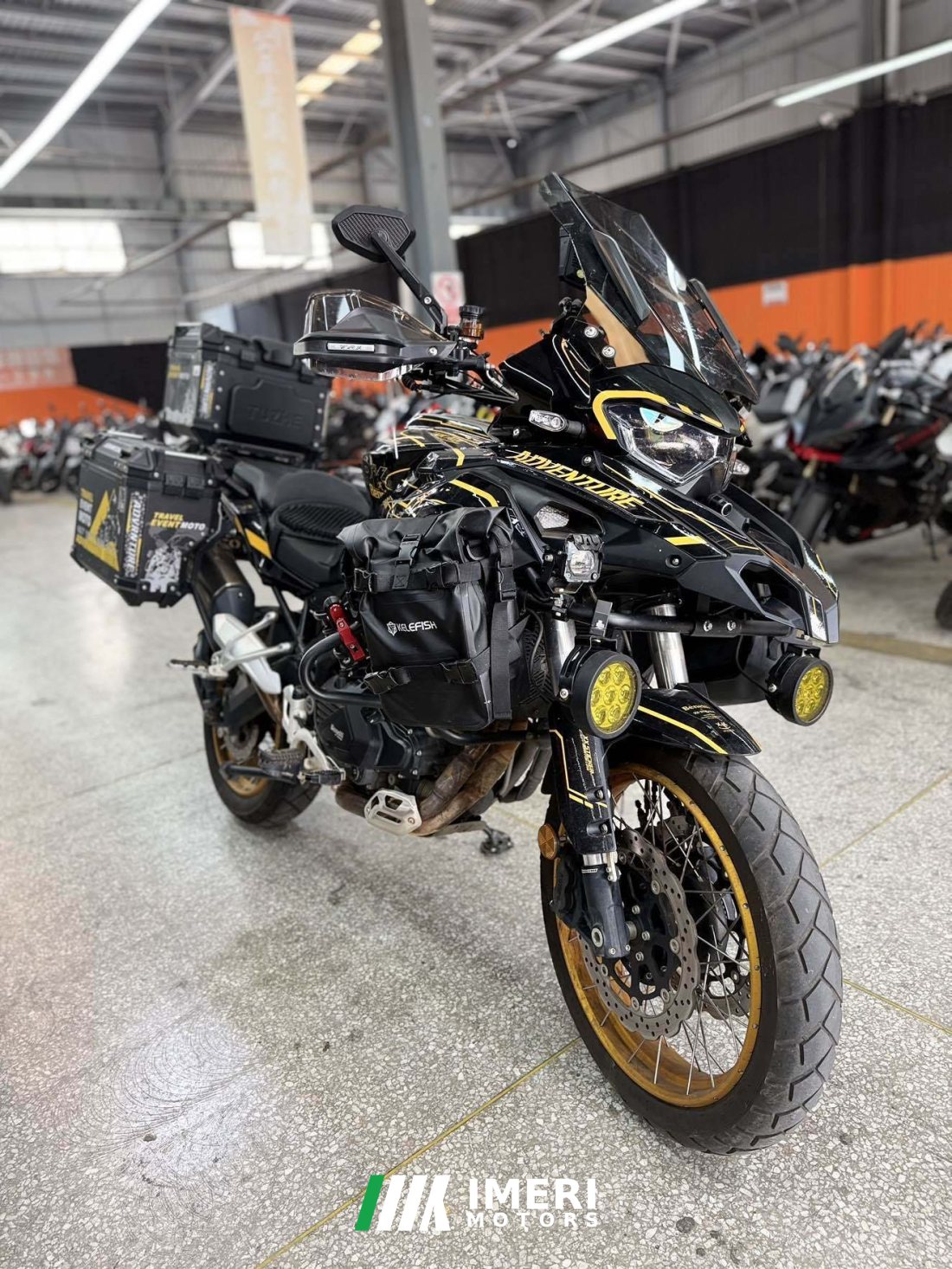 Benelli TRK552 550 cc - მოტოციკლი ჩინეთიდან