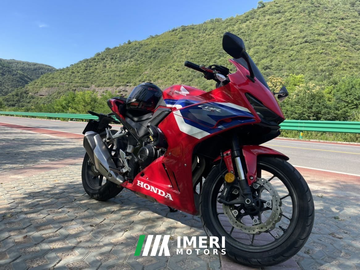 2025 Honda CBR400R