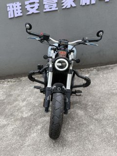 Benda Challenger 300 - ფოტო 2