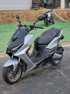 KYMCO KRV180 - ფოტო 2