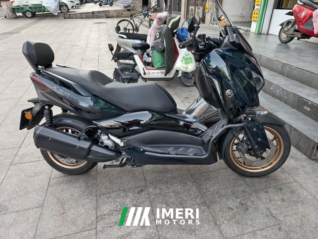 2023 Yamaha XMAX 300 cc