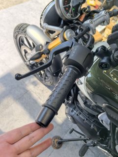 Triumph Scrambler 400 X - photo 10