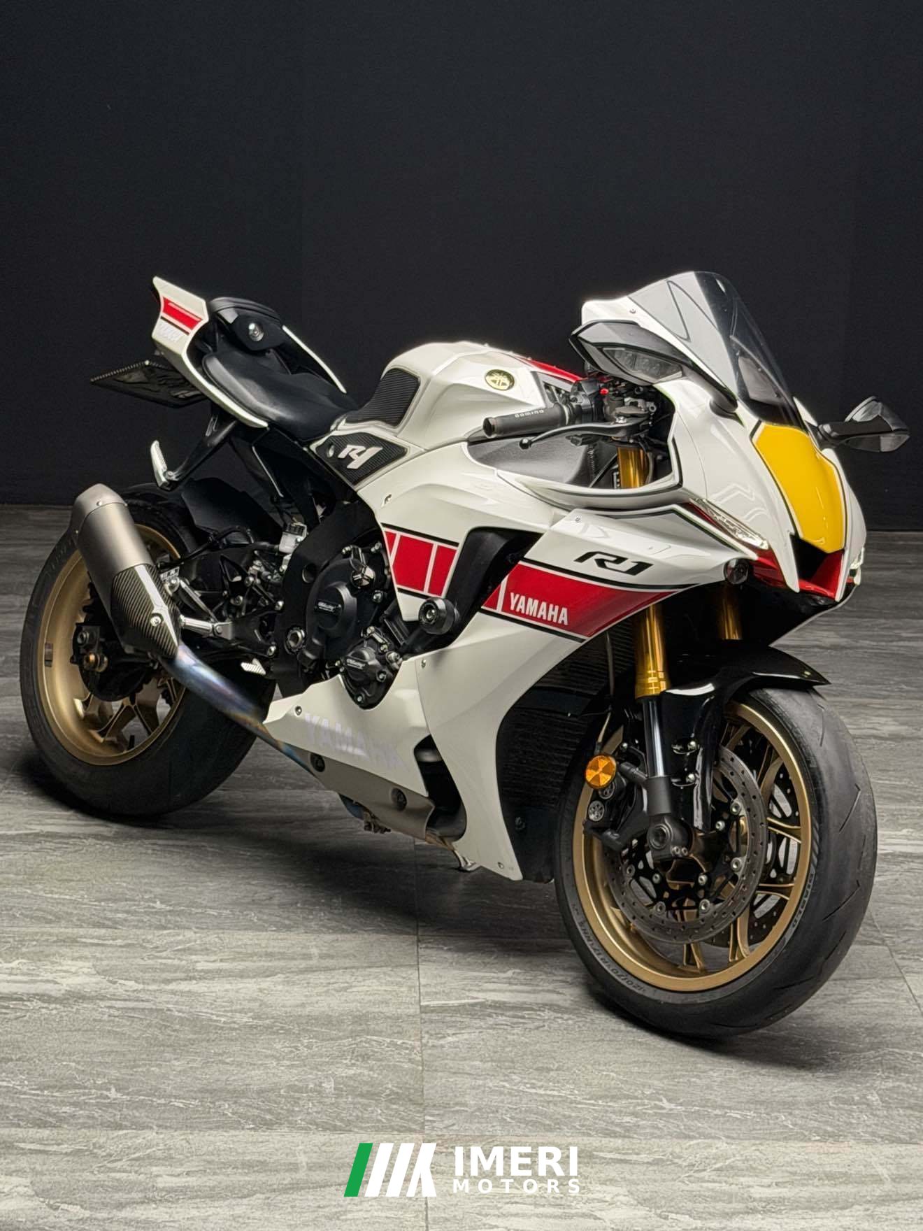 2022 Yamaha YZF-R1 1000 cc