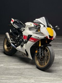 Yamaha YZF-R1 1000 cc - ფოტო 2