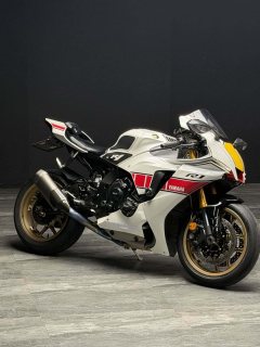 Yamaha YZF-R1 1000 cc - ფოტო 3