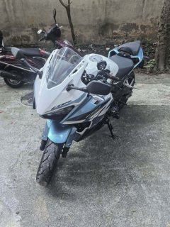 Honda CBR400R - ფოტო 1