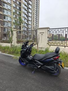 Yamaha XMAX 300 cc - ფოტო 12