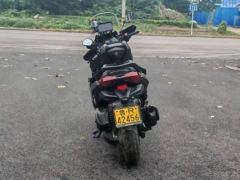 Yamaha XMAX 300 cc - ფოტო 9