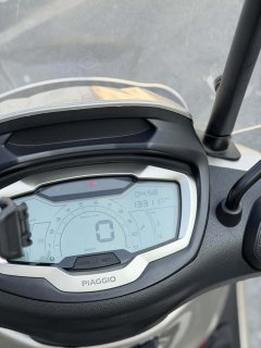 Piaggio Beverly 400 - ფოტო 9