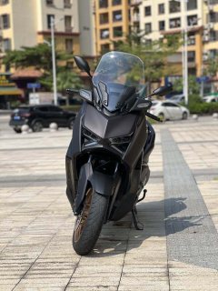 Yamaha XMAX 300 cc - ფოტო 3