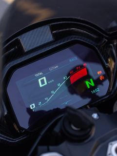 BMW M 1000 RR - ფოტო 7