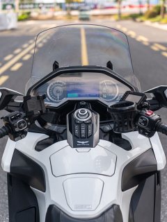 Honda Gold Wing GL1800 - ფოტო 9