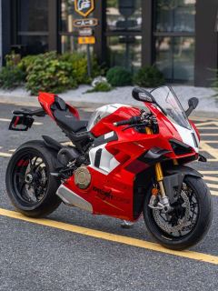 Ducati Panigale V4 1100 cc - photo 1