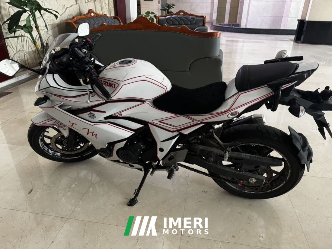 Haojue Suzuki GSX250R - motorcycle from China