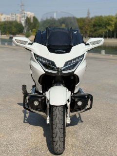 Honda Gold Wing GL1800 - ფოტო 5
