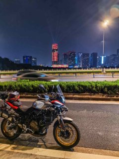 QJMOTOR 700S - ფოტო 4