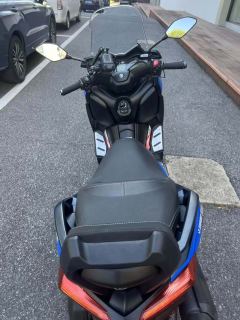 Yamaha XMAX 300 cc - photo 3