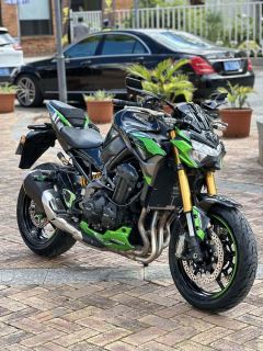 Kawasaki Z900 950 cc - фото 1