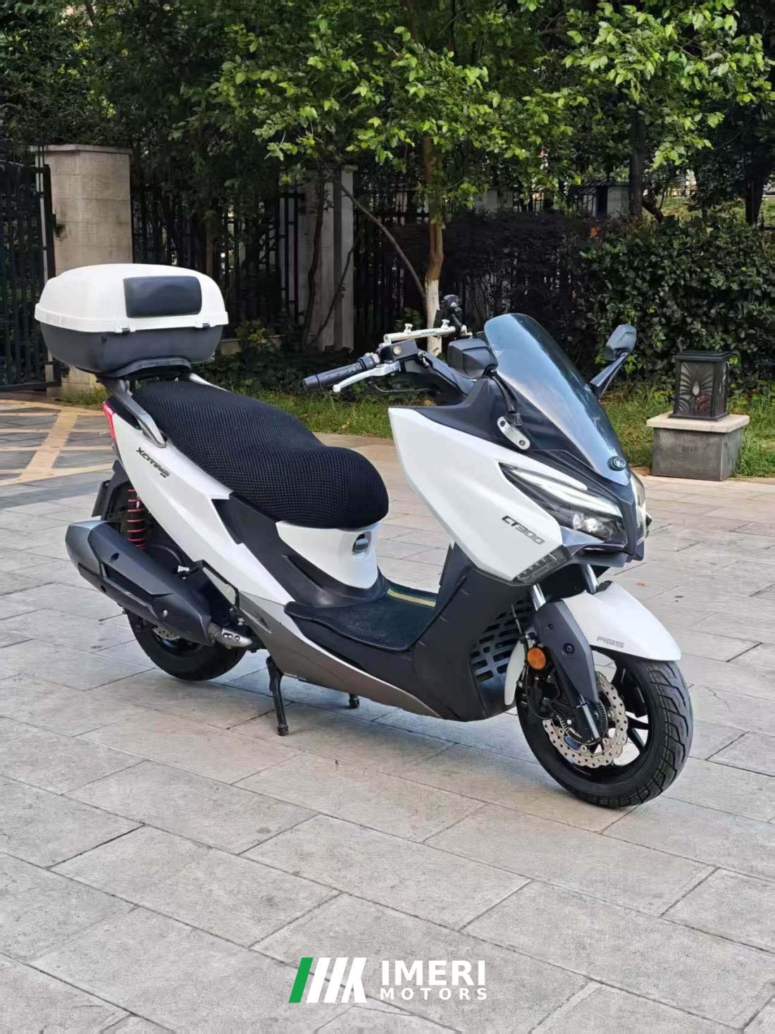 KYMCO Downtown CT300 - мотоцикл из Китая