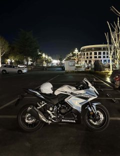 Honda CBR400R - ფოტო 2