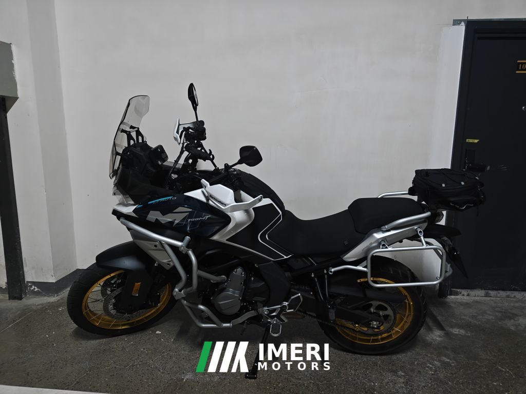 2025 CFMOTO 700MT
