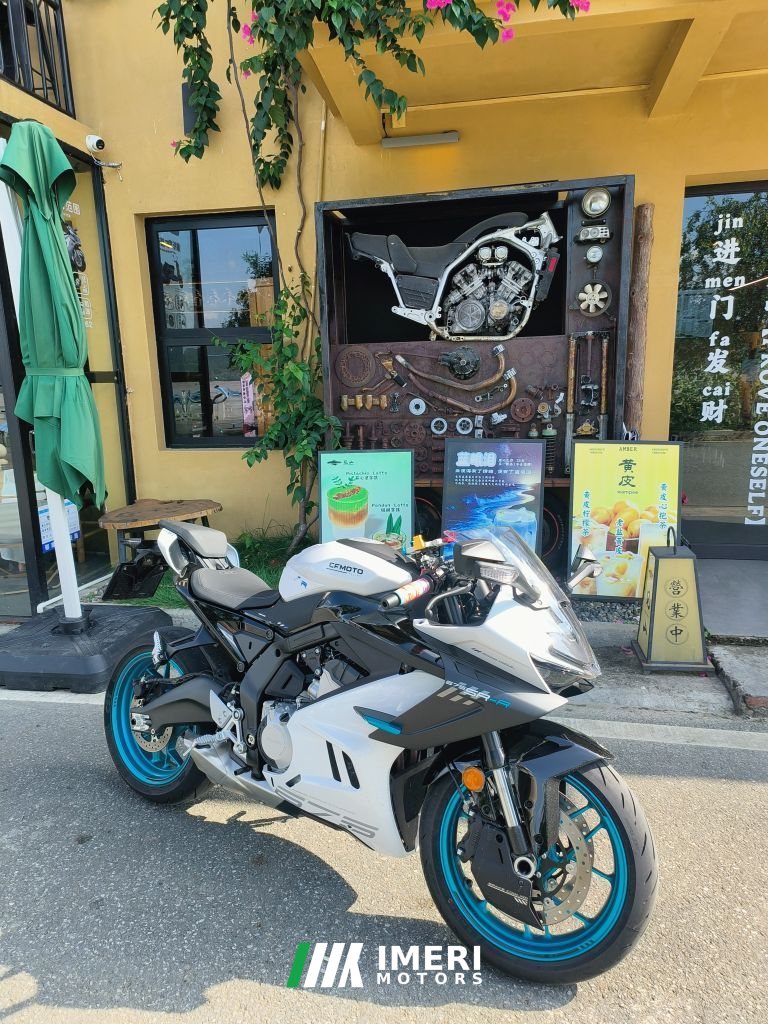 2026 CFMOTO 675SR-R