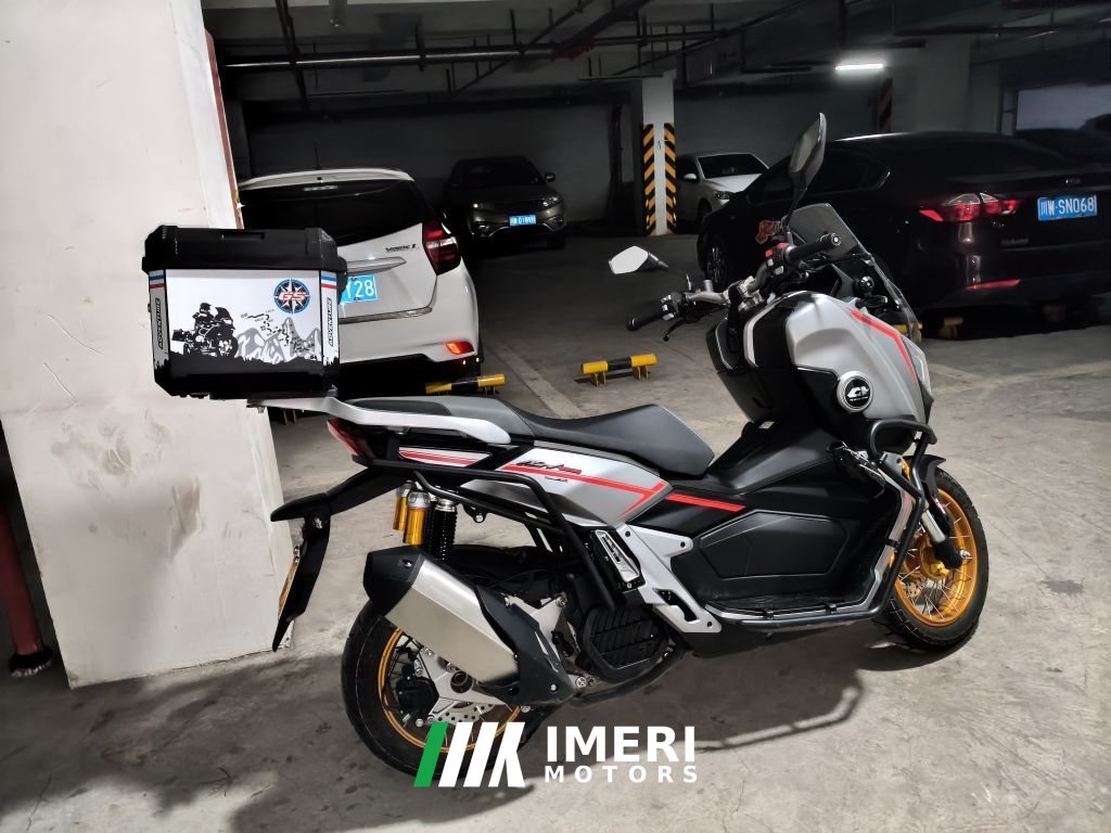 QJMOTOR Hong 150ADV - მოტოციკლი ჩინეთიდან