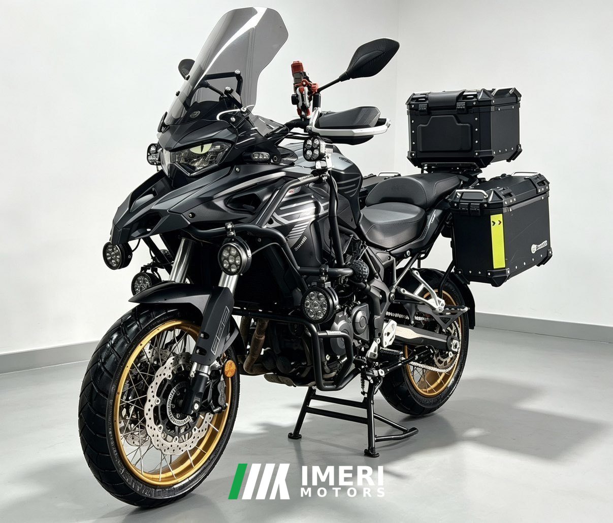 2024 Benelli TRK552 550 cc