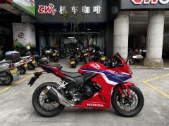 Honda CBR400R - ფოტო 1