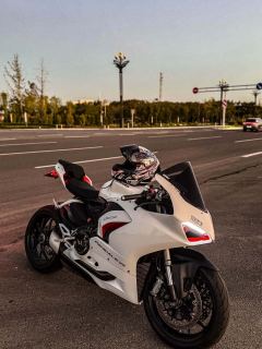 Ducati Panigale V2 955 cc - ფოტო 1