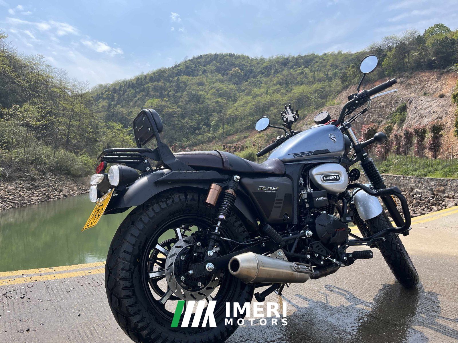 2022 Cyclone RA2 250 cc