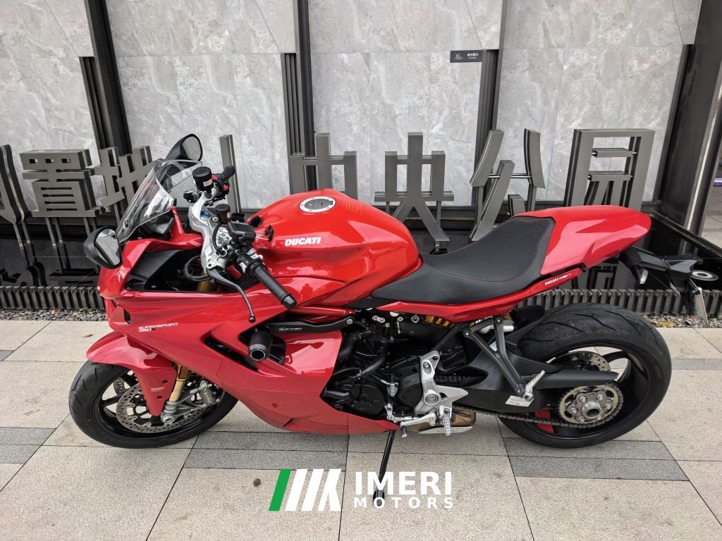Ducati SuperSport 950 cc - мотоцикл из Китая