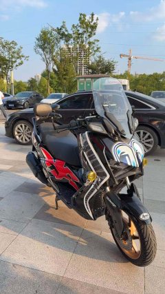 Yamaha XMAX 300 cc - ფოტო 1