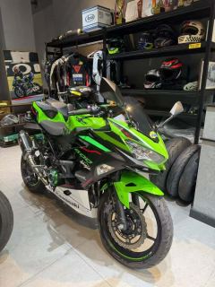 Kawasaki Ninja 400 - фото 1