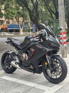 Honda CBR650R - ფოტო 1