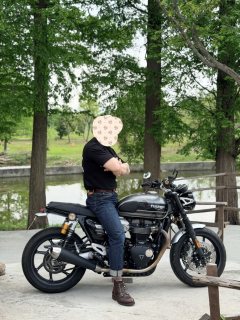 Triumph Speed Twin 1200 - ფოტო 3