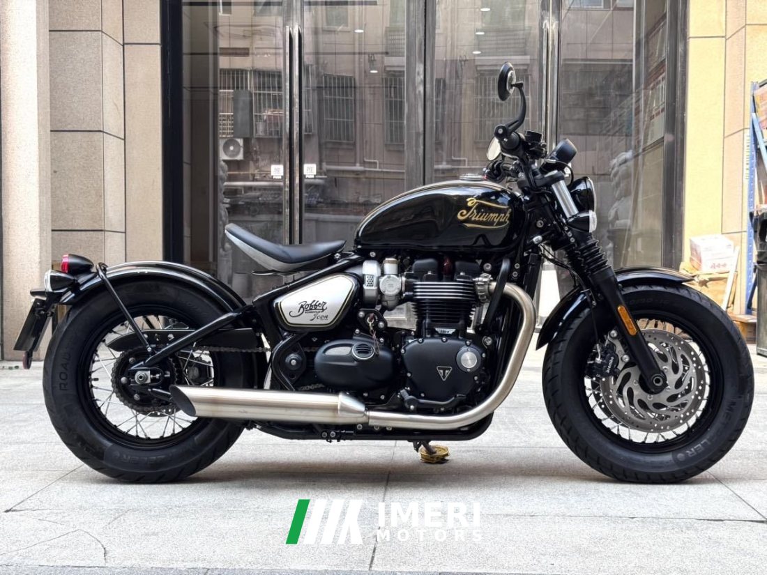 Triumph Bonneville Bobber 1200 cc - мотоцикл из Китая