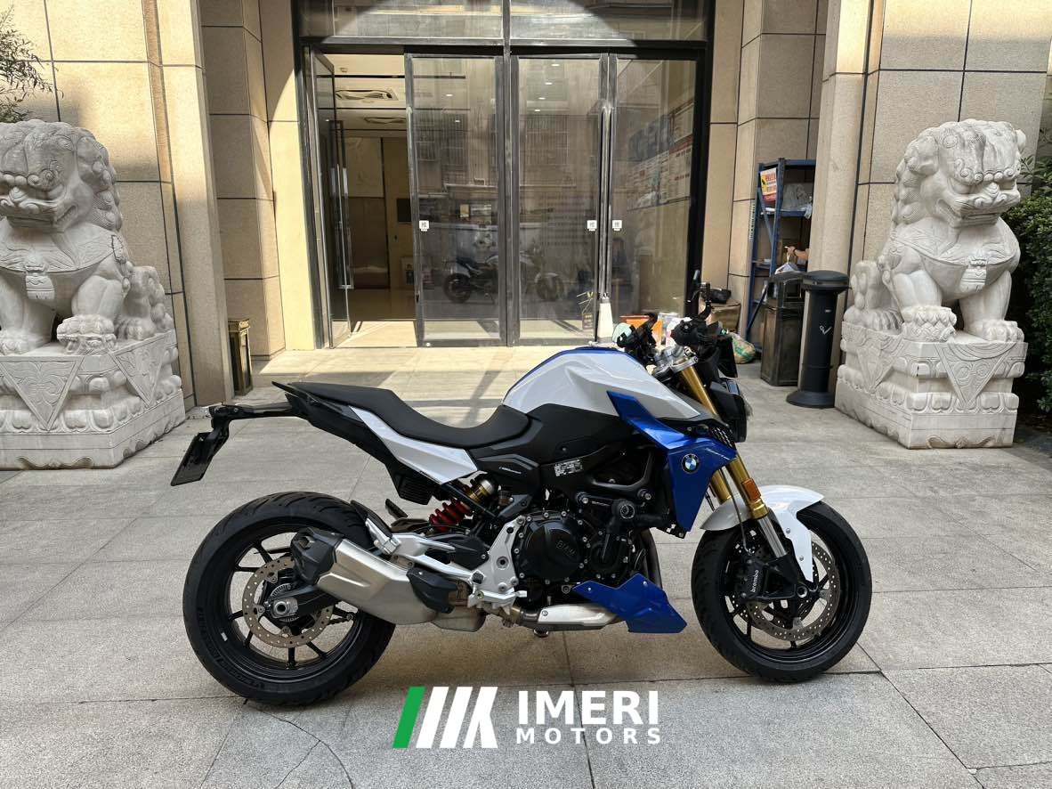 2023 BMW F 900 R