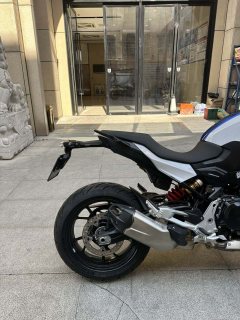 BMW F 900 R - ფოტო 3
